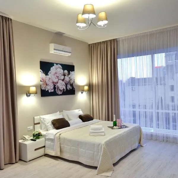 Gosudar Hotel، فندق في كرابينييتسكيه