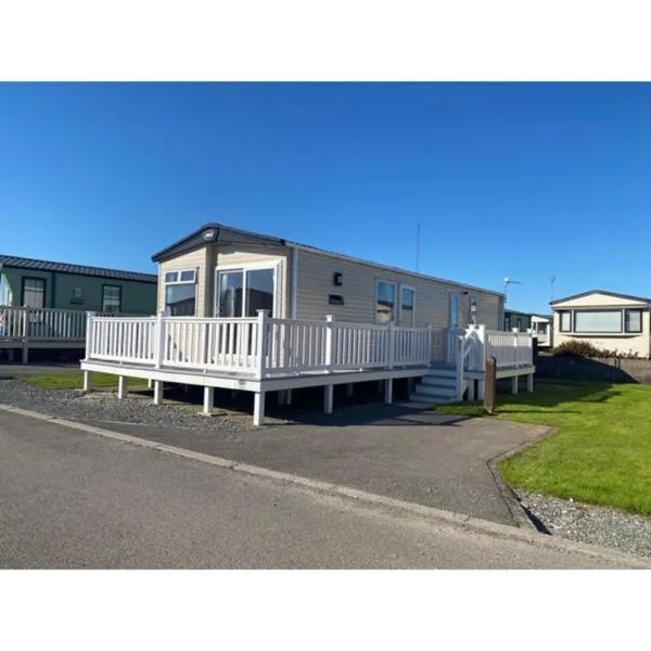 37 Bay View Oceans Edge by Waterside Holiday Lodges, hotel in Lancaster