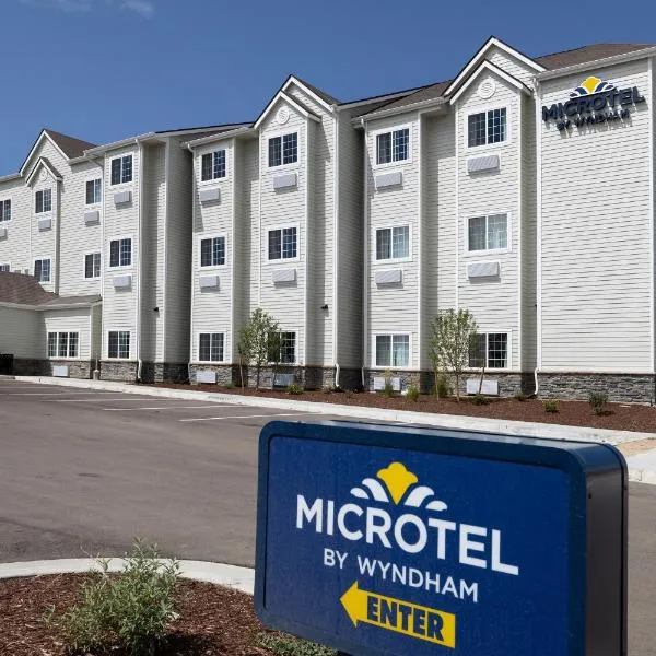 Microtel Inn & Suites by Wyndham Loveland, hotel a Loveland