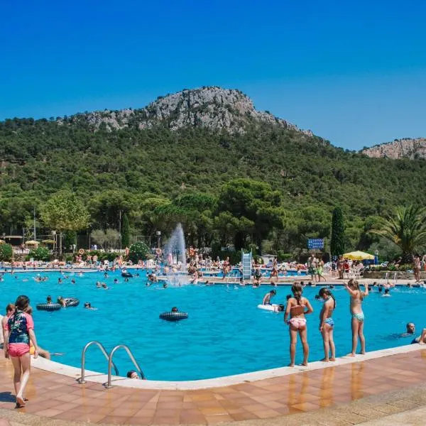 Mobile Homes by KelAir at Castell Montgri，位于托罗埃利亚-德蒙特格里的酒店