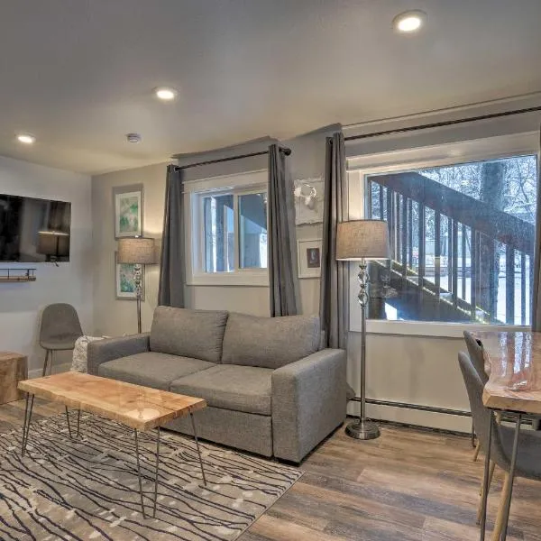 Modern Anchorage Getaway, Steps from Coastal Trail, hotel in Anchorage