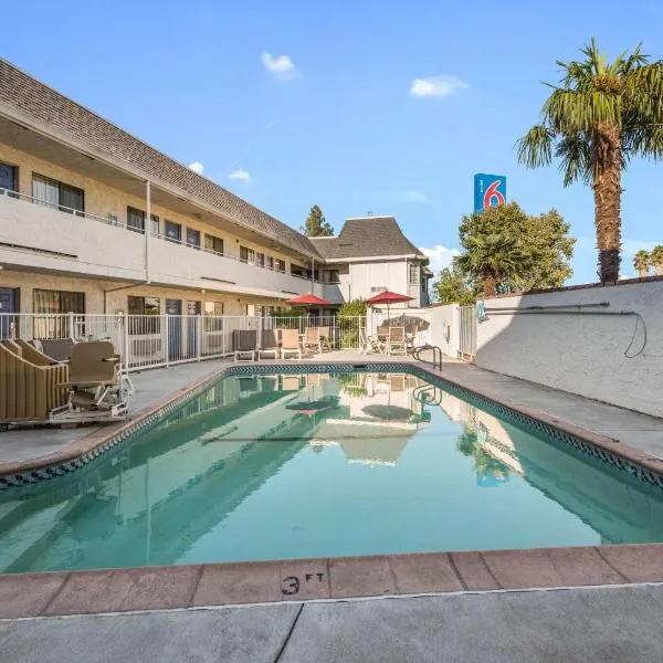 Motel 6-Fairfield, CA - North, hotel v destinaci Fairfield