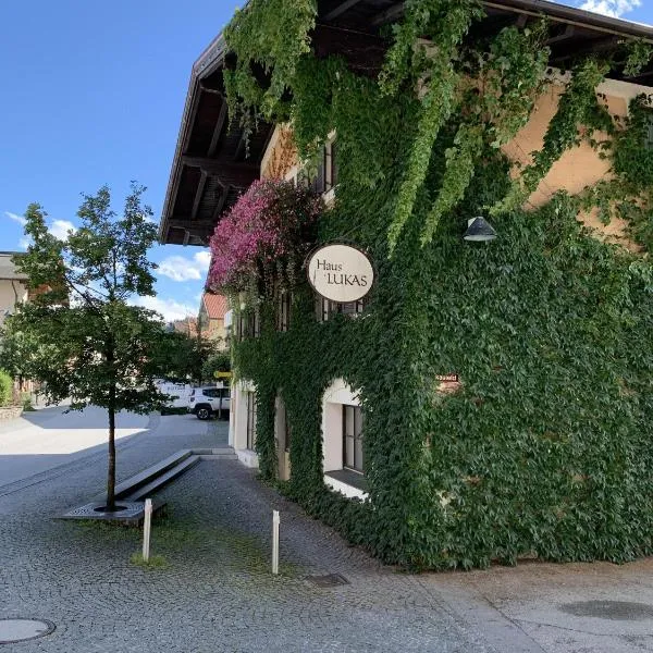 Haus Lukas, hotel en Hopfgarten im Brixental