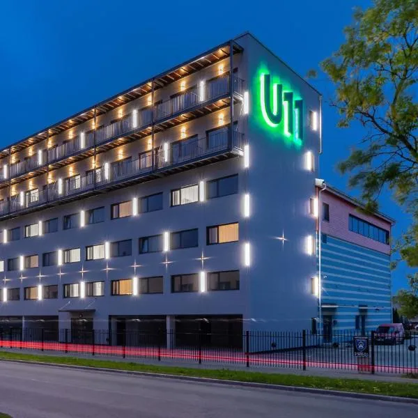 U11 Hotel & SPA, hotel em Lagedi