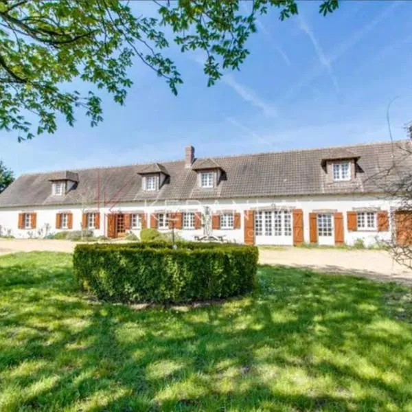 Kasa Des Bois, hotelli kohteessa Saint-Arnoult-des-Bois