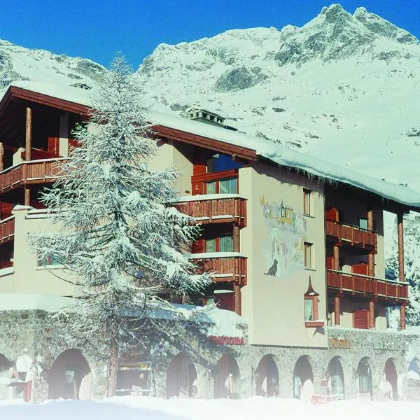 Hotel Pöstli, hotel v destinaci Maloja