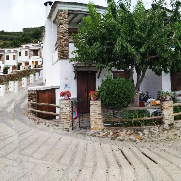 Casa Alpujarreña Fina Número 27, hótel í Bubión