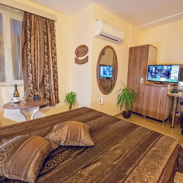 Hotel Color, hotel sa Varna City