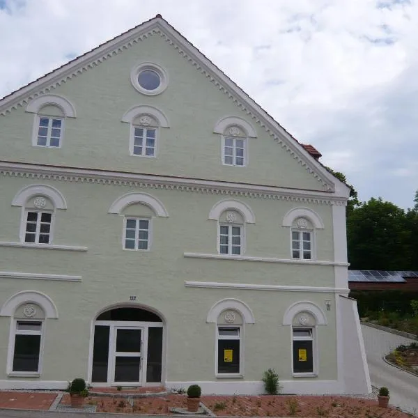 Pension Lechner, hotel di Vilsbiburg