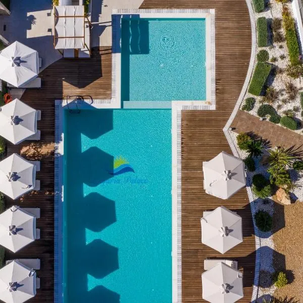 Lagaria Apartments, hotel in Afitos