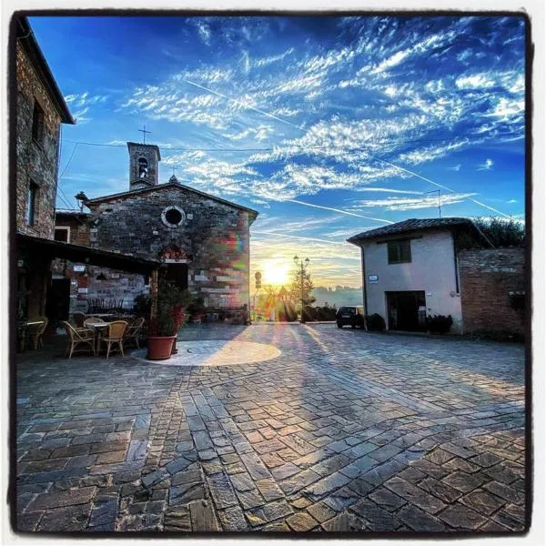 La Fattoria Montalcinello, hotel Chiusdinóban