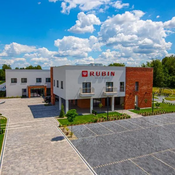 Hotel Rubin, hotel in Mogielnica