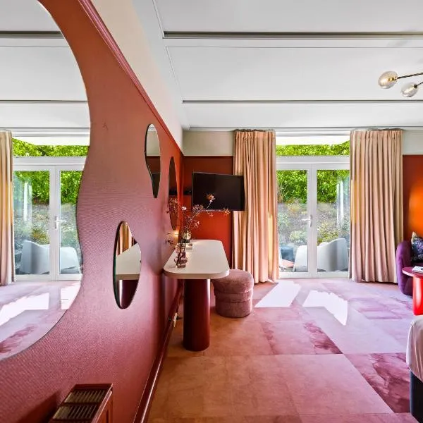 The Central Private Hotel by Naumi Hotels, hotel v destinaci Queenstown