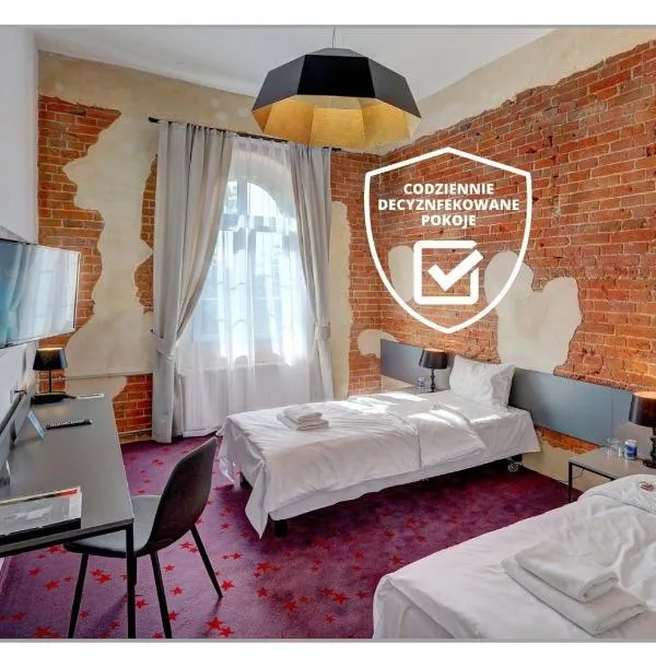 Koszary Arche Hotel – hotel w mieście Góra Kalwaria