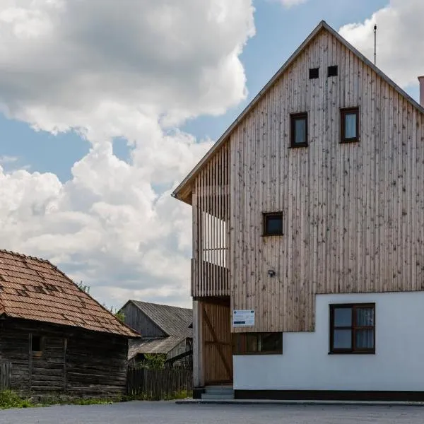 Pensiunea Agroturisticā Lukács Panzió, hotel di Bucin