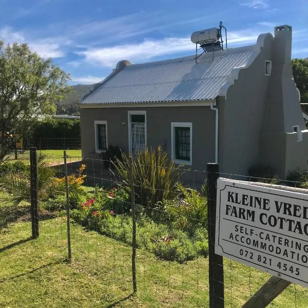 Kleine Vrede Farm Cottage, hotel in Hermanus