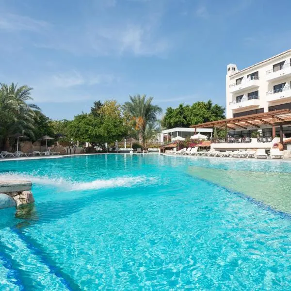 Paphos Gardens Holiday Resort, hotel v destinaci Paphos City