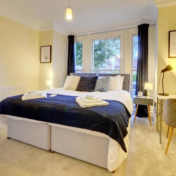 Leamington Spa Warwick Place Apartments: Leamington Spa şehrinde bir otel