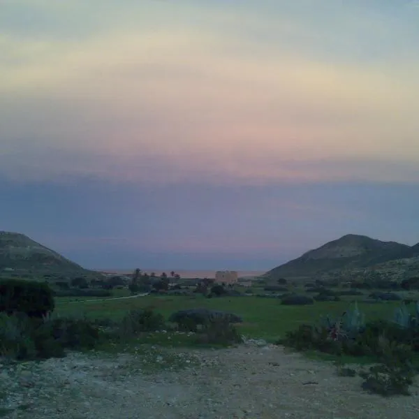 로달킬라르에 위치한 호텔 Complejo La Ermita