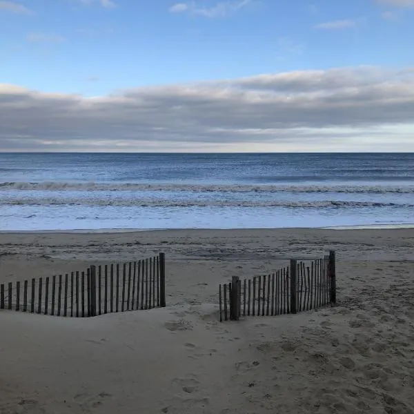 The Pirates' Retreat cottage, hotel v destinaci Kitty Hawk