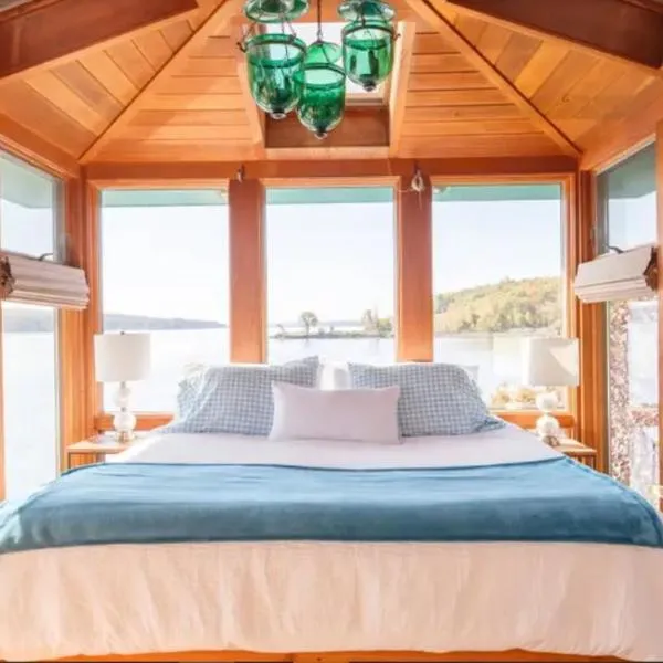 Hudson Riverfront Home, hotel v destinaci Catskill