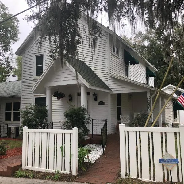 Ardendales, hotel v destinaci Brooksville