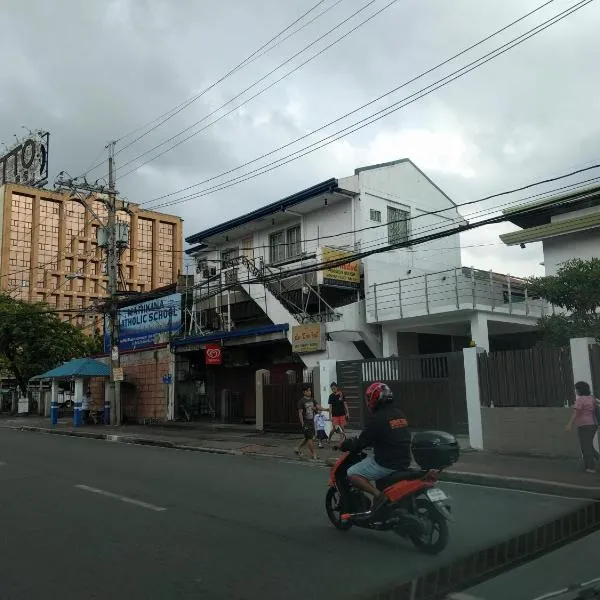 La Trinidad Pension House, hotel v destinaci Manila