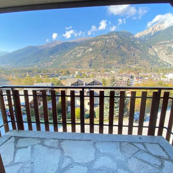 Perla delle Alpi, hotel u gradu Oulks