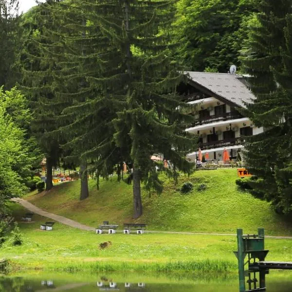 Hotel Trayal, hótel í Kruševac