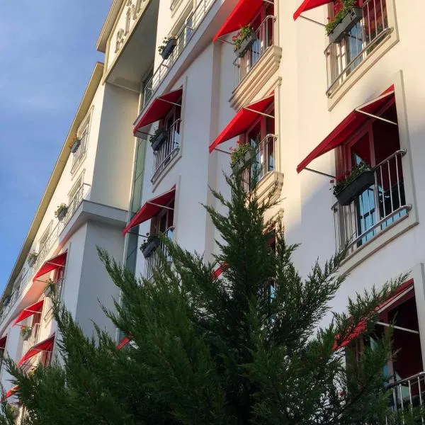 Viesnīca Riva Reşatbey Luxury Hotel pilsētā Adana