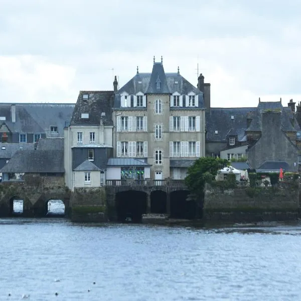 nuit sur le pont 5, hotel em Landerneau