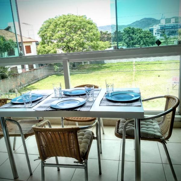 Apartamento de 2 quartos a 3 minutos a pé da praia de Cachoeira de Bom Jesu com águas calmas - Foto 5