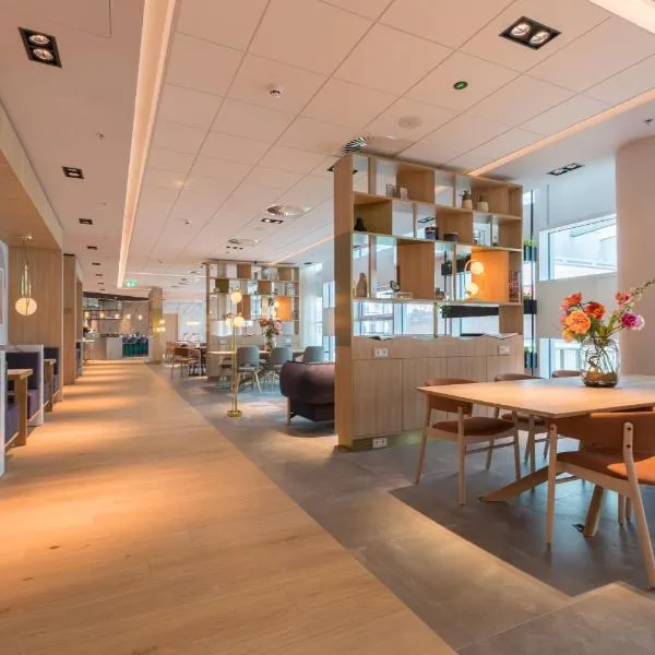 Crowne Plaza Utrecht - Central Station by IHG, khách sạn ở Utrecht