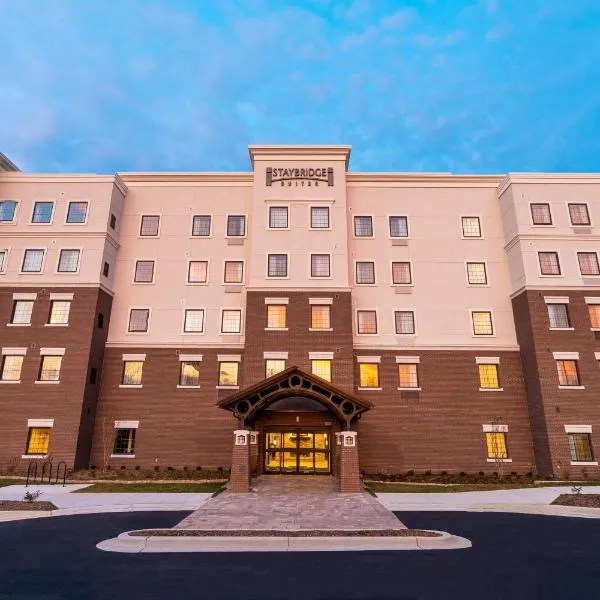 Staybridge Suites - Washington DC East - Largo by IHG, hotel v destinaci Largo