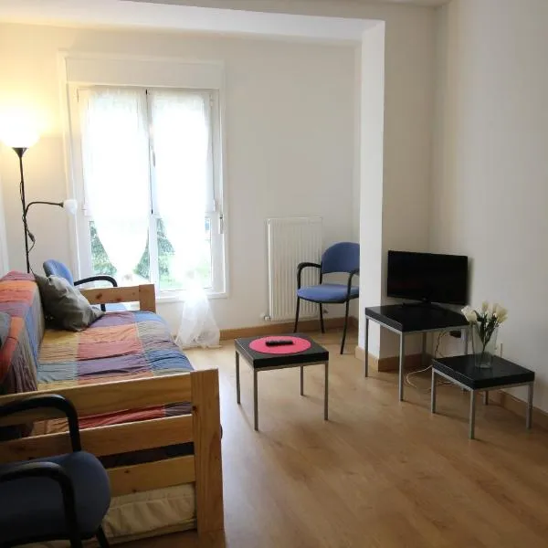 APARTAMENTO LABEGAIN 2, hotel in Sestao