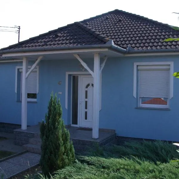 Márti Vendégház, hotel v destinaci Hegykő