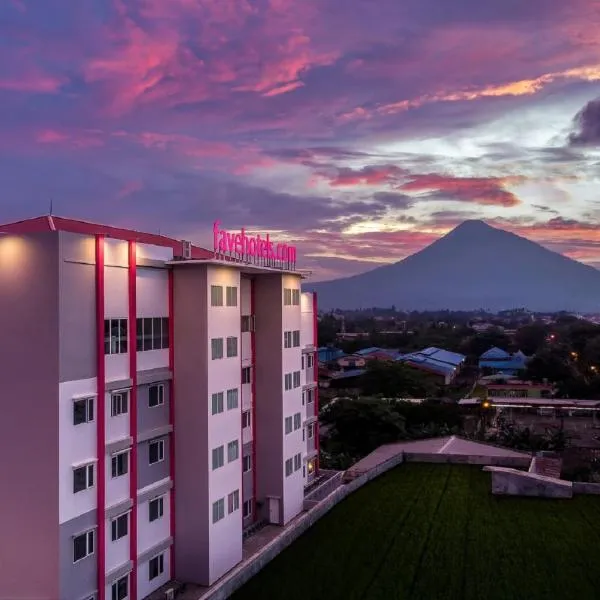 favehotel Bitung, hotel v destinaci Bitung