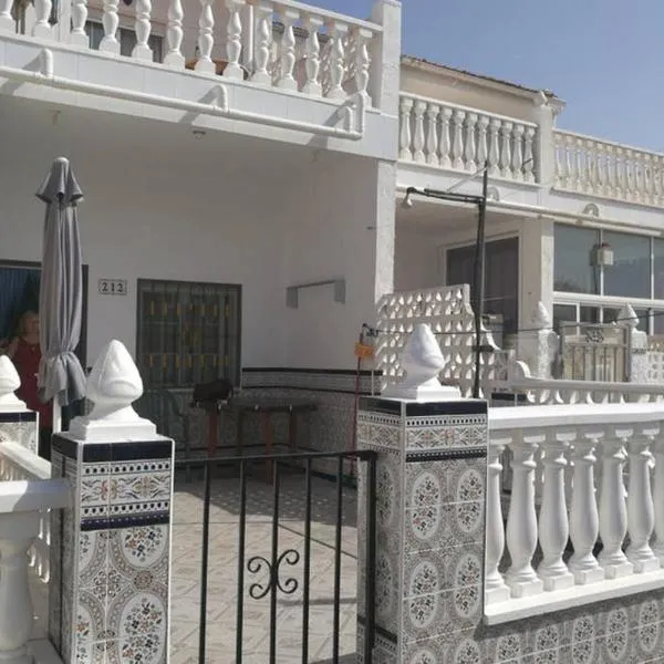 Bungalov u Růžové laguny, hotel v destinaci Torrevieja