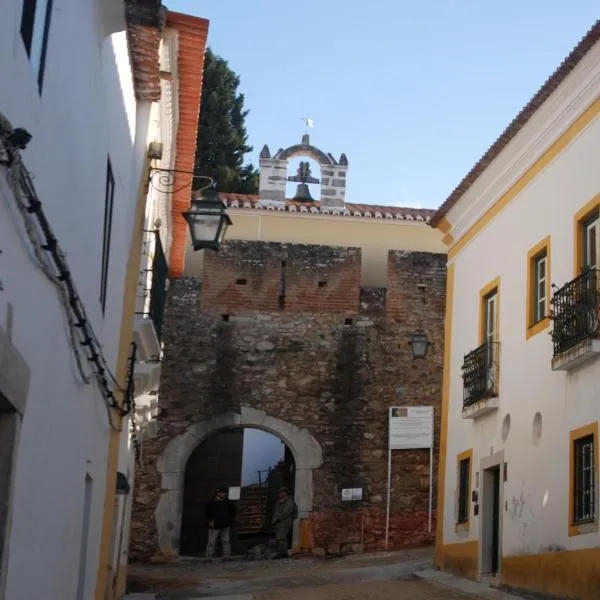 Casa de Viana do Alentejo, hotel in Vila Nova da Baronia