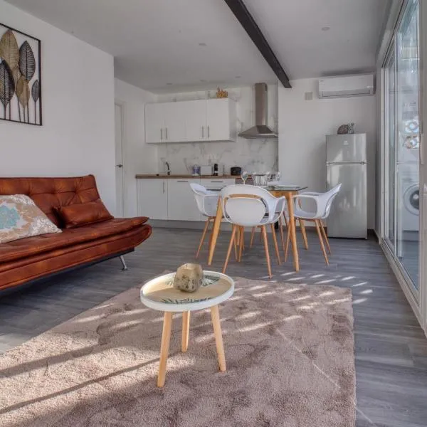 Luxury Holiday Penthouse Pozo, hotel in Alicante