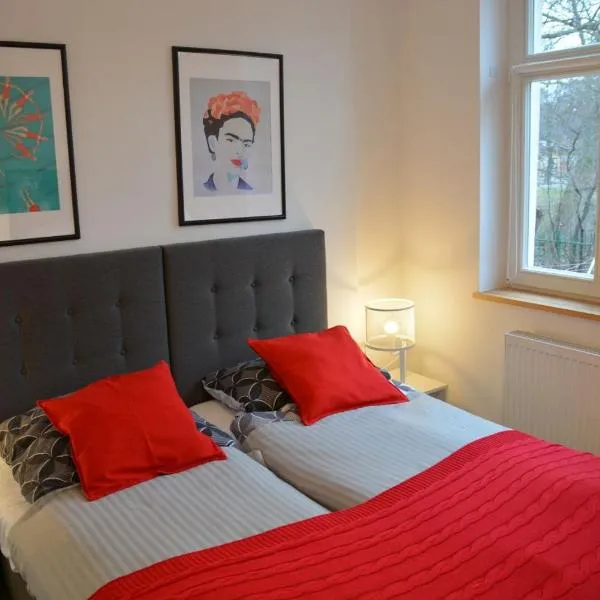 Apartament 100m od morza, hotel in Sopot