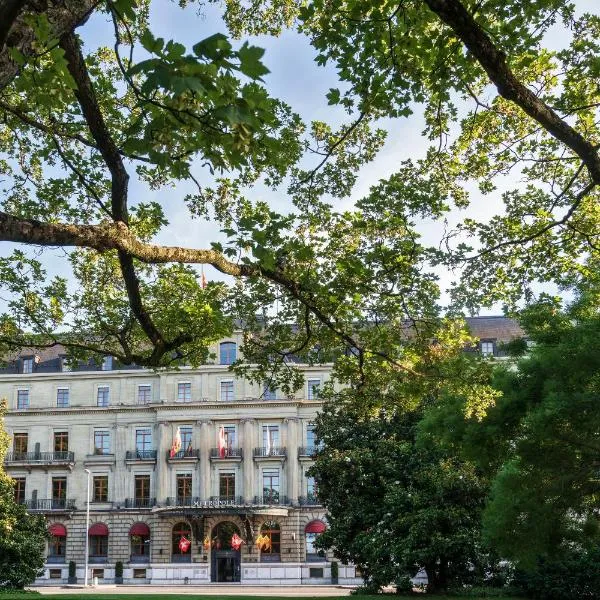 Hôtel Métropole Genève: Presinge şehrinde bir otel
