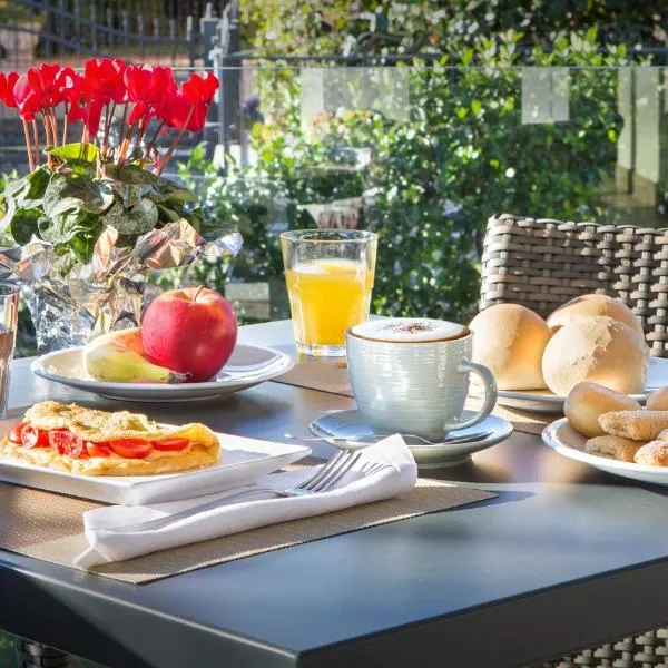 Le Betulle – hotel w mieście Colà di Lazise