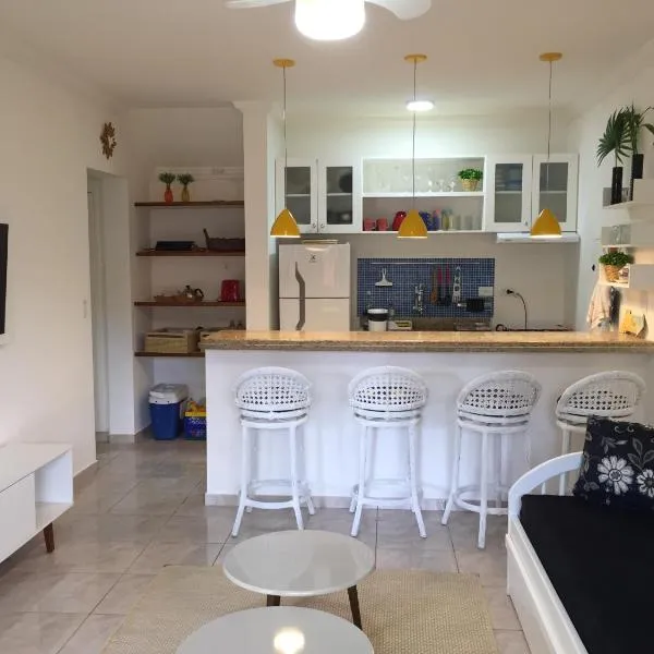 Flat Amarilis apto inteiro, hotel in Riviera de São Lourenço