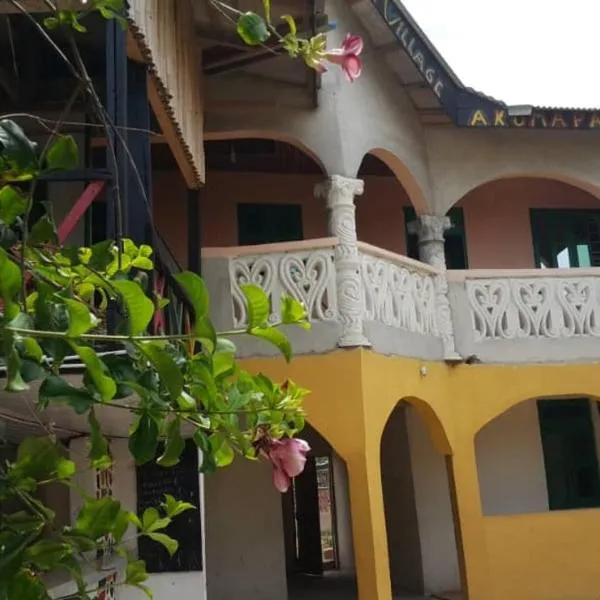 Akomapa Village, hotel en Elmina