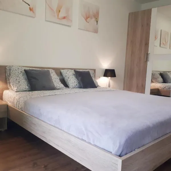 Apartment Bruneck Central, hotel v Brunicu