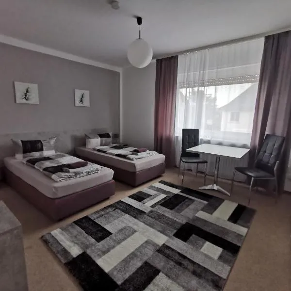 Augustdorf में, होटल M&M Apartments