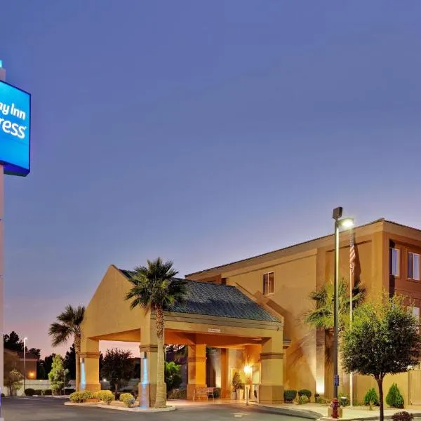 Viesnīca Holiday Inn Express Las Vegas-Nellis, an IHG Hotel pilsētā Ziemeļlasvegasa