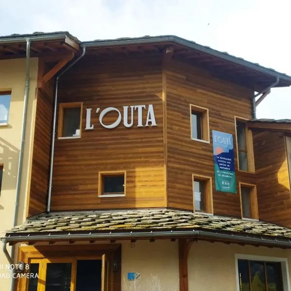 L'Outa Hotel Restaurant, hótel í Termignon