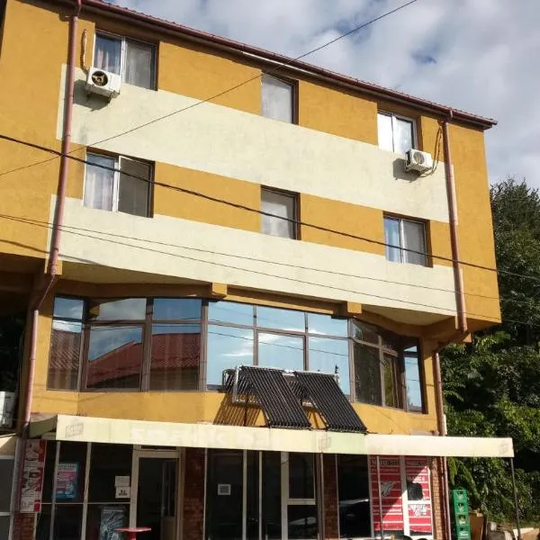 La Conu Iancu, hotel in Drobeta-Turnu Severin
